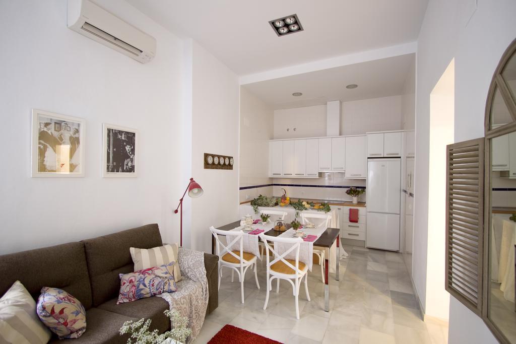 Apartamentos Plaza Pilatos Sevilla Dış mekan fotoğraf