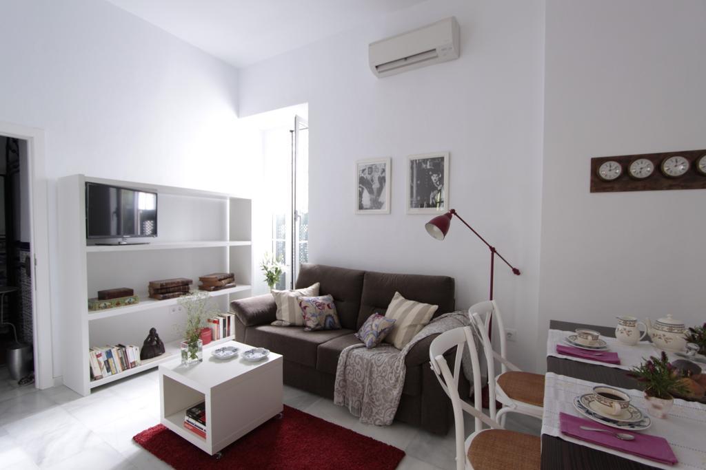 Apartamentos Plaza Pilatos Sevilla Dış mekan fotoğraf