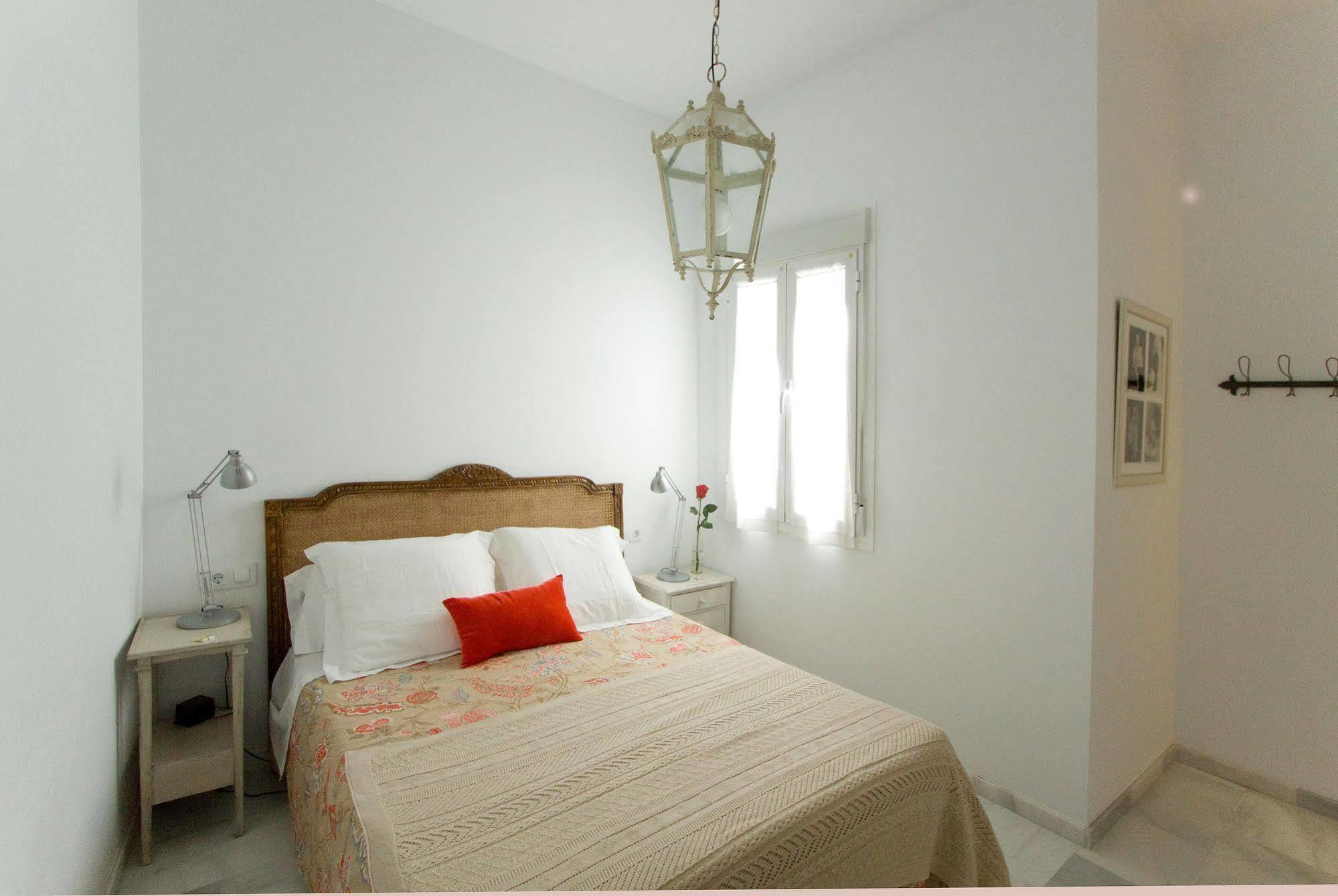 Apartamentos Plaza Pilatos Sevilla Dış mekan fotoğraf